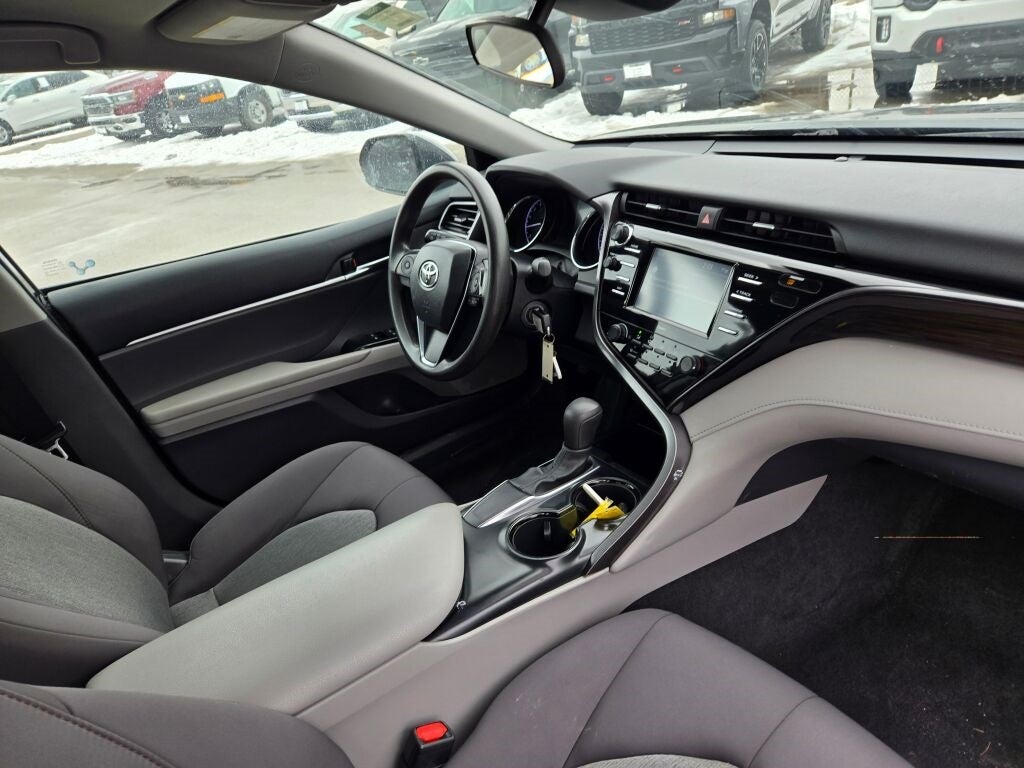 2020 Toyota Camry LE
