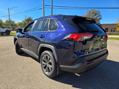 2022 Toyota RAV4 Hybrid XLE Premium
