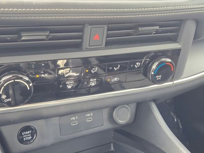 2024 Nissan Rogue S