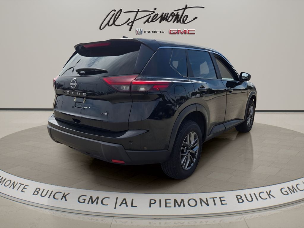 2024 Nissan Rogue S
