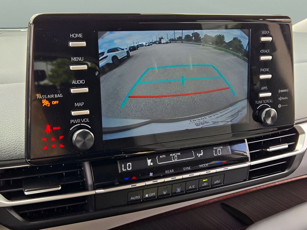 2023 Toyota Sienna LE 8 Passenger