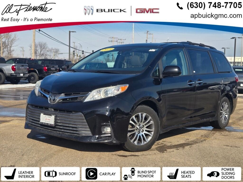 2019 Toyota Sienna XLE 8 Passenger