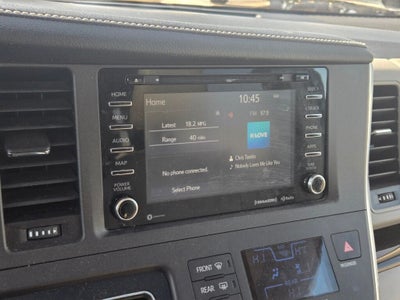 2019 Toyota Sienna XLE 8 Passenger