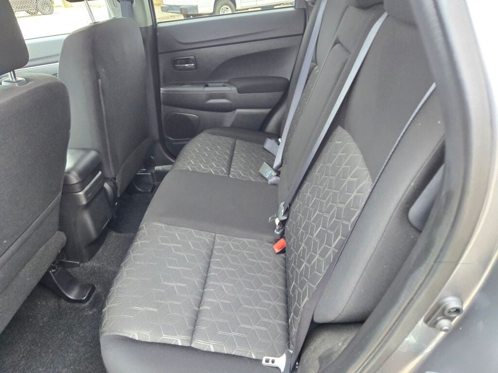 2023 Mitsubishi Outlander Sport 2.0 ES