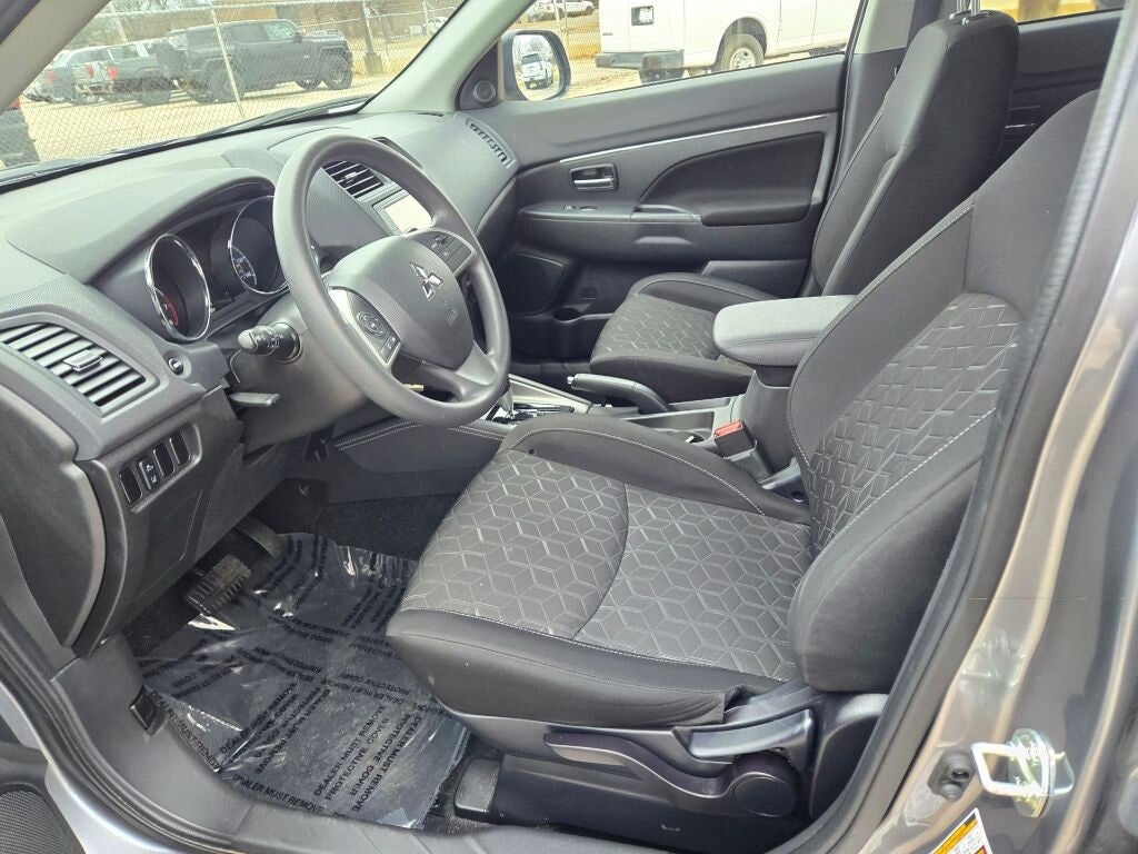 2023 Mitsubishi Outlander Sport 2.0 ES