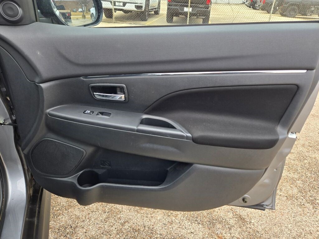 2023 Mitsubishi Outlander Sport 2.0 ES