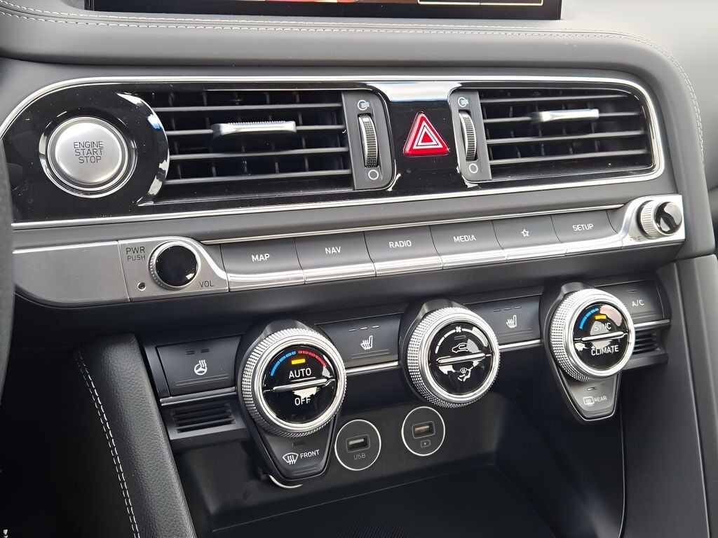 2023 Genesis G70 2.0T