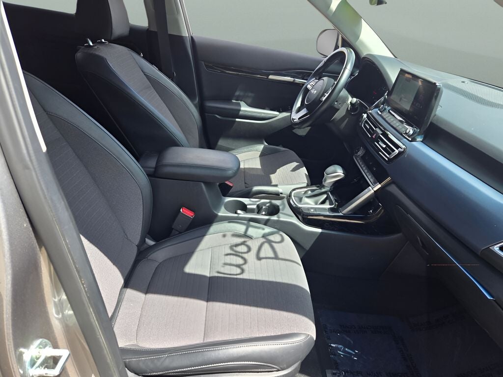 2022 Kia Seltos S