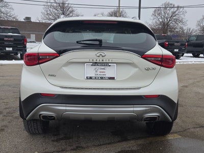 2018 INFINITI QX30 Premium
