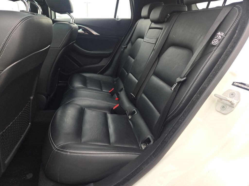 2018 INFINITI QX30 Premium