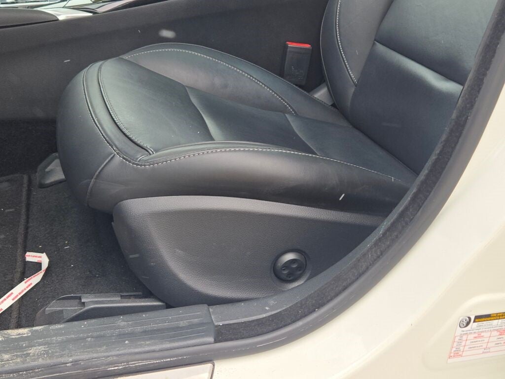 2018 INFINITI QX30 Premium