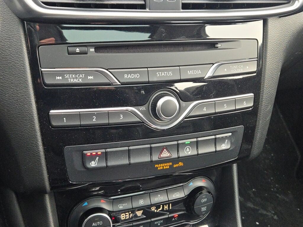 2018 INFINITI QX30 Premium