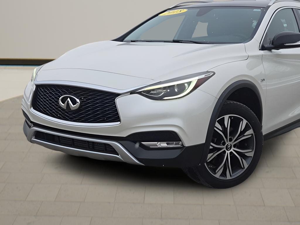 2018 INFINITI QX30 Premium