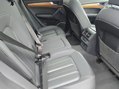 2023 Audi Q5 45 S line Premium quattro