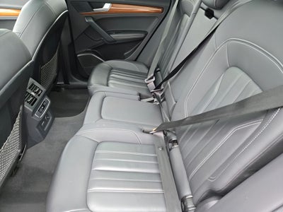 2023 Audi Q5 45 S line Premium quattro