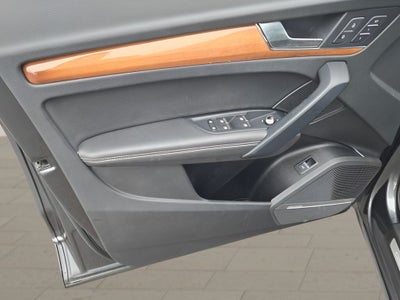 2023 Audi Q5 45 S line Premium quattro