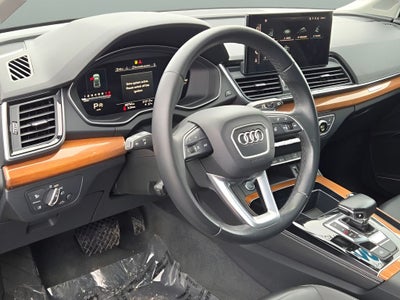 2023 Audi Q5 45 S line Premium quattro