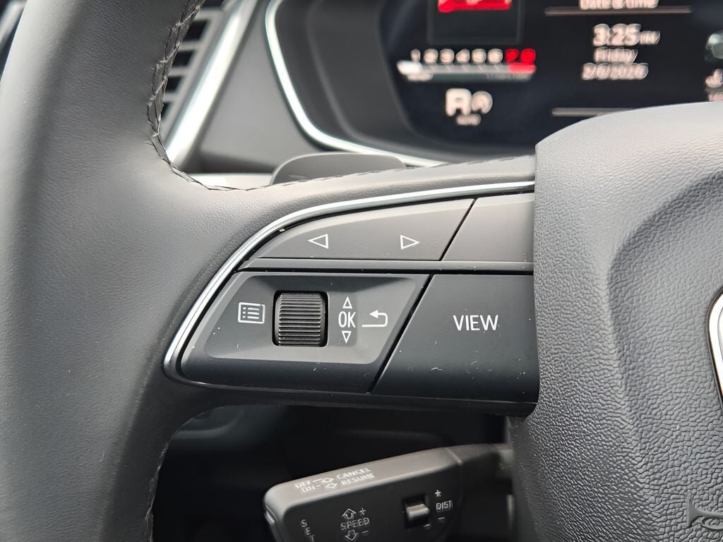 2023 Audi Q5 45 S line Premium quattro