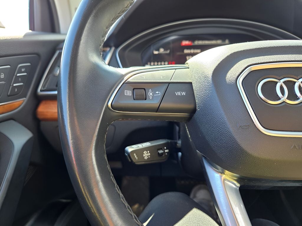 2023 Audi Q5 45 S line Premium quattro