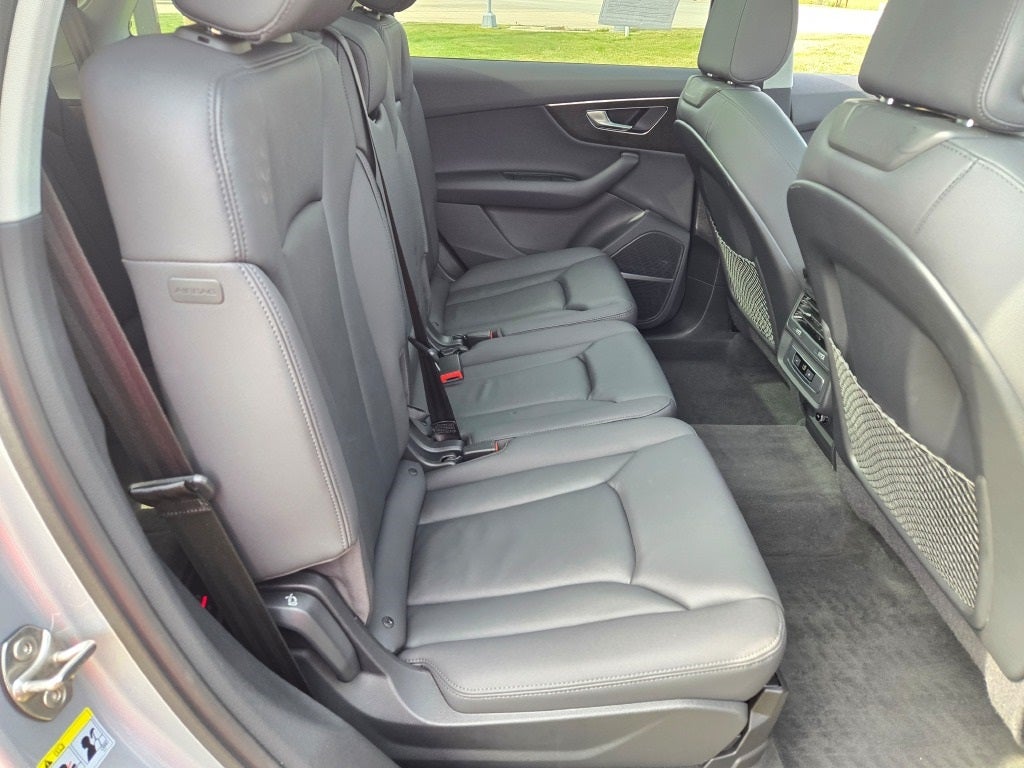 2022 Audi Q7 55 Premium Plus quattro