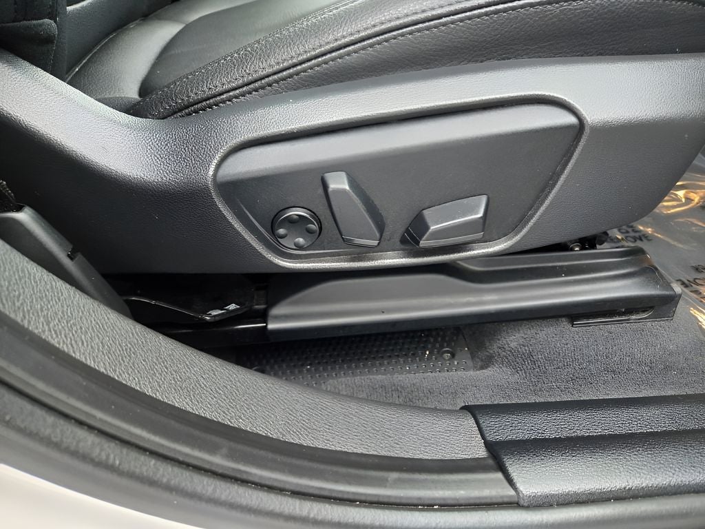 2022 BMW X2 xDrive28i