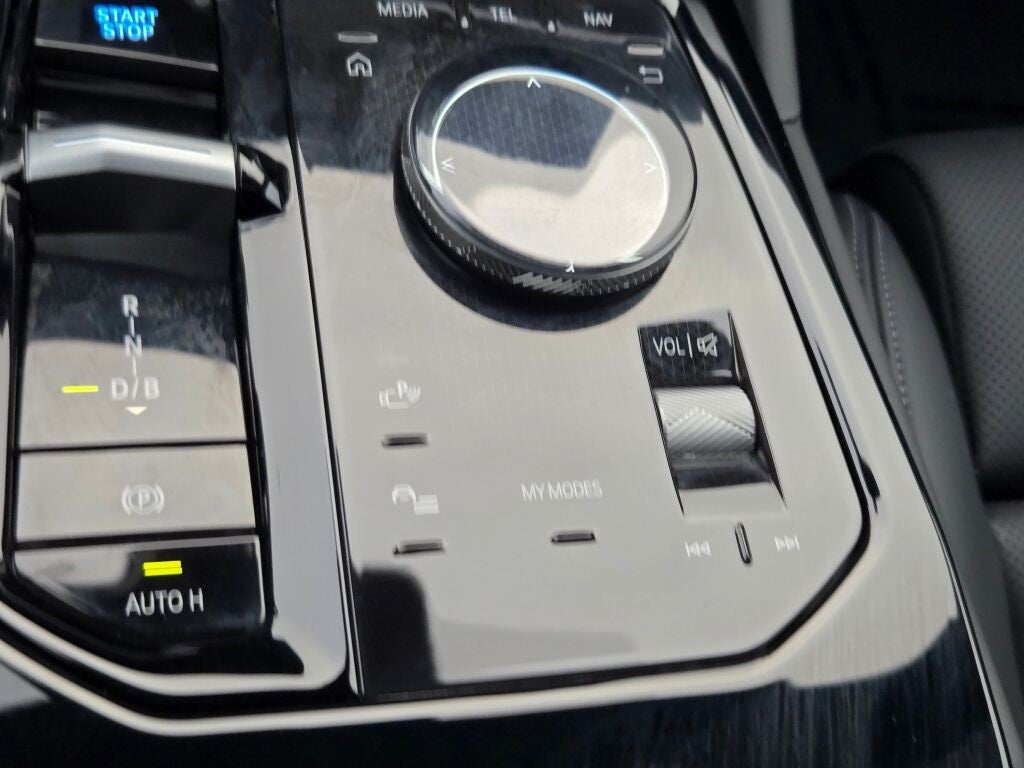 2026 BMW i5 xDrive40