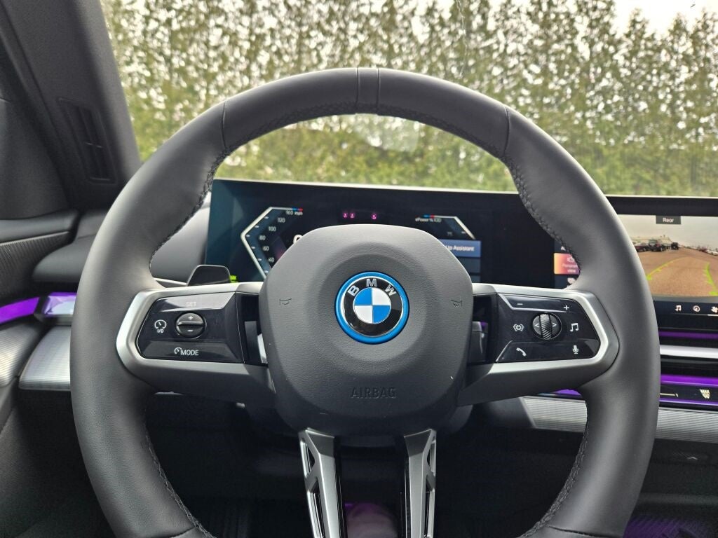 2026 BMW i5 xDrive40