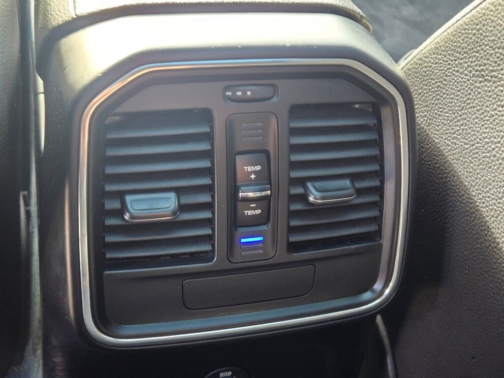 2018 Porsche Macan Base