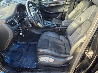 2018 Porsche Macan Base