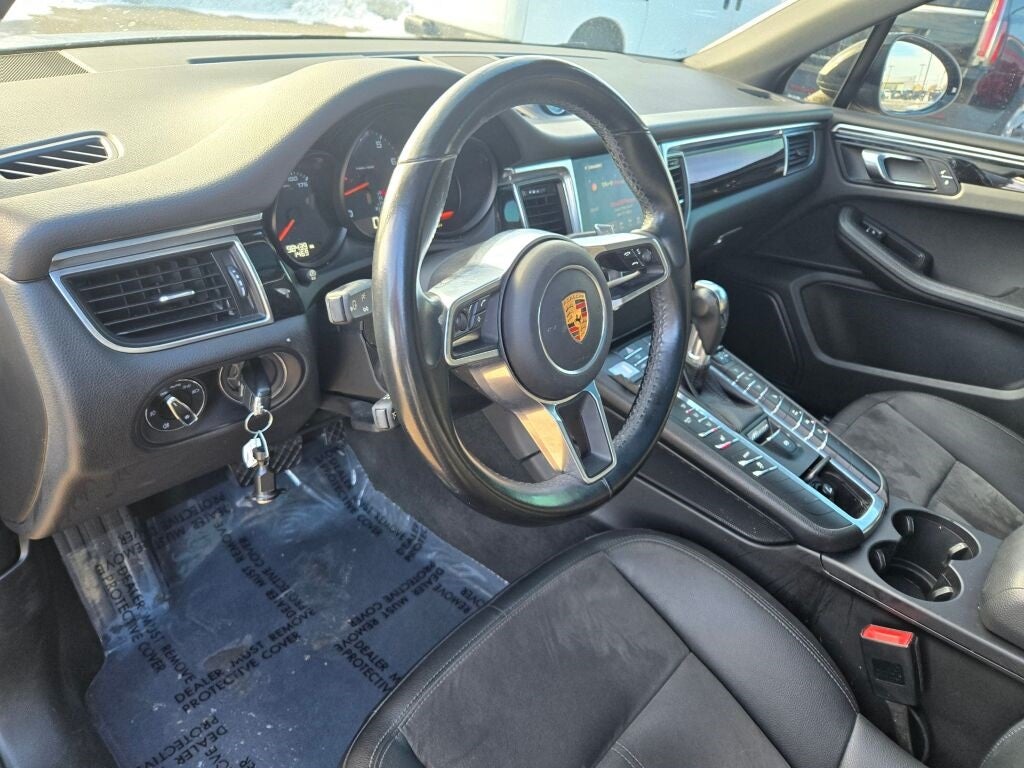 2018 Porsche Macan Base