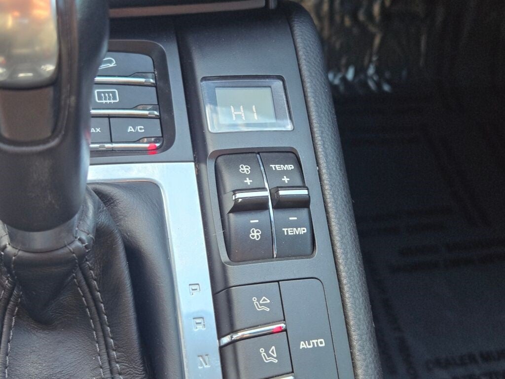 2018 Porsche Macan Base