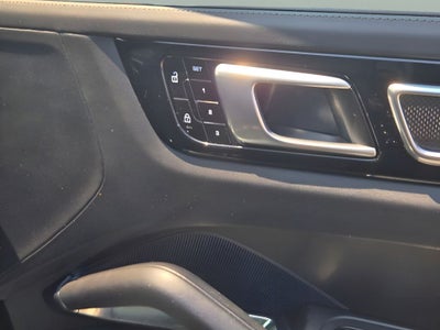 2020 Porsche Cayenne Coupe Turbo
