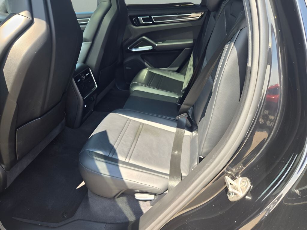 2020 Porsche Cayenne Coupe Turbo