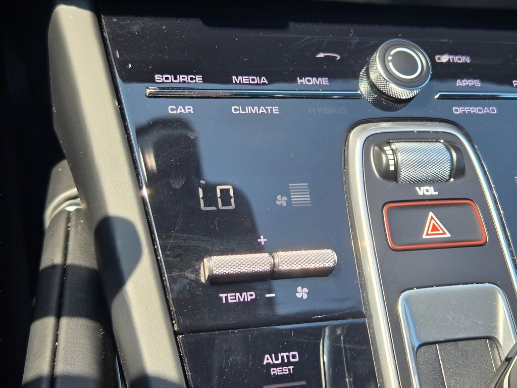 2020 Porsche Cayenne Coupe Turbo