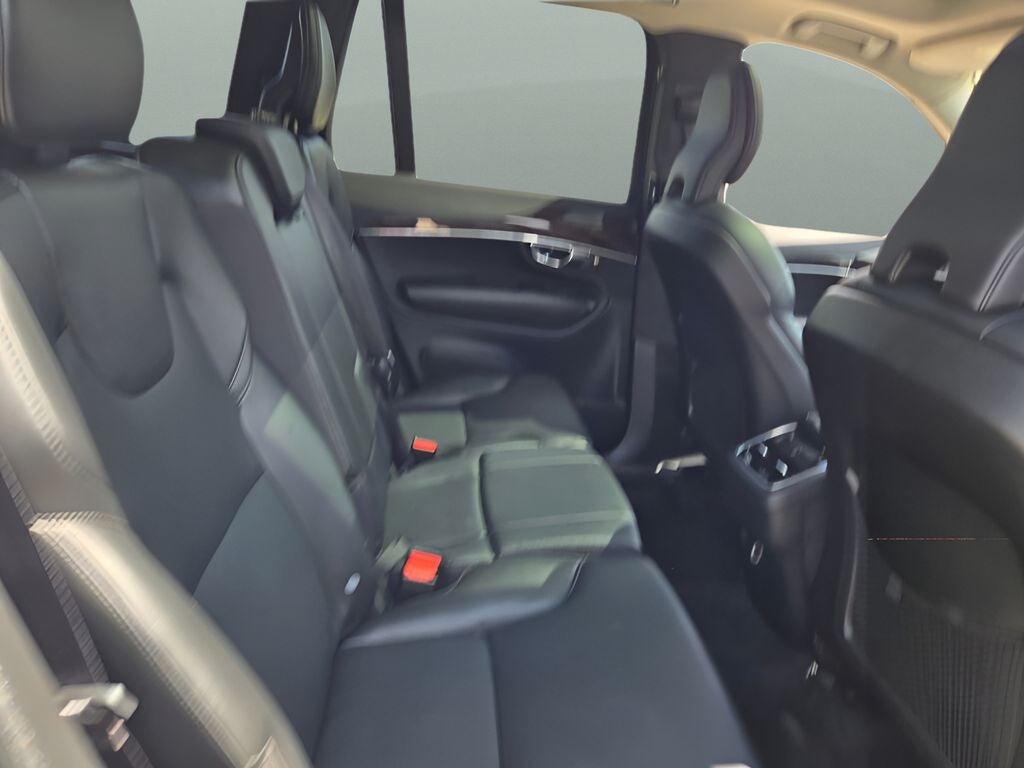2019 Volvo XC90 T5 Momentum