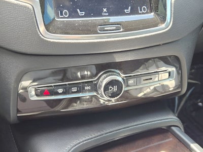 2019 Volvo XC90 T5 Momentum