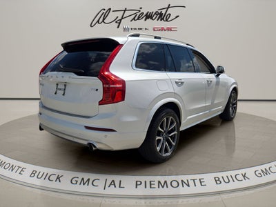 2019 Volvo XC90 T5 Momentum