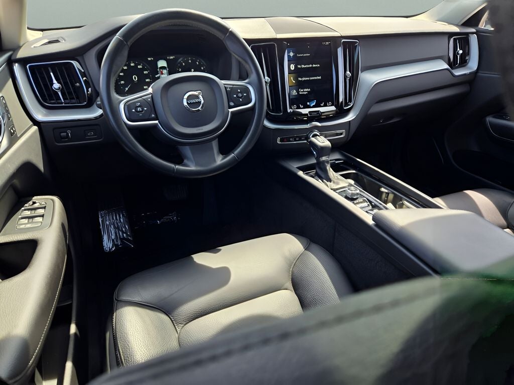2020 Volvo XC60 T6 Momentum