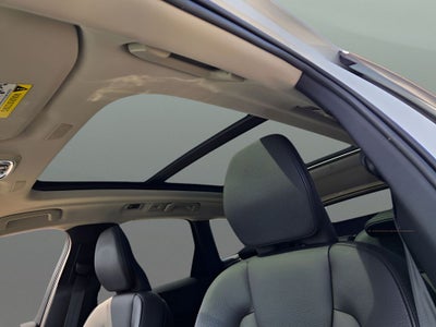 2020 Volvo XC60 T6 Momentum