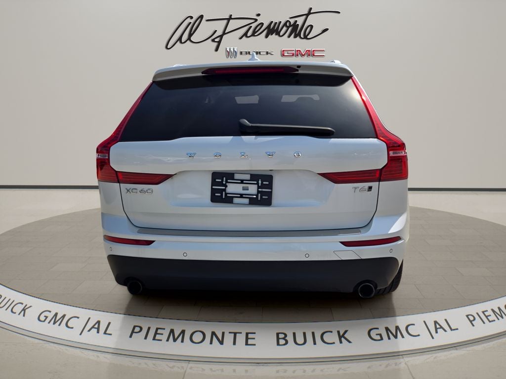 2020 Volvo XC60 T6 Momentum